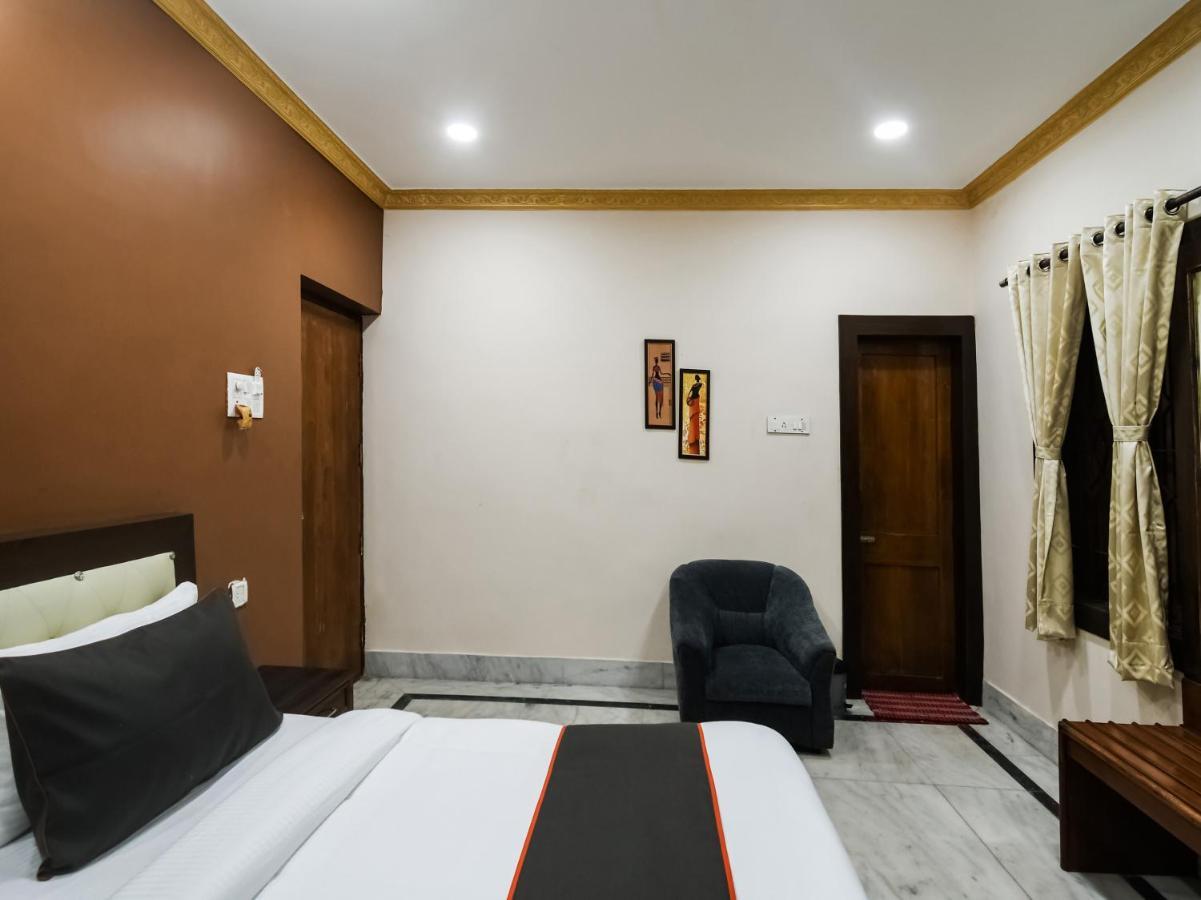 Capital O 83953 Greenland Premium Bhubaneswar Exterior photo